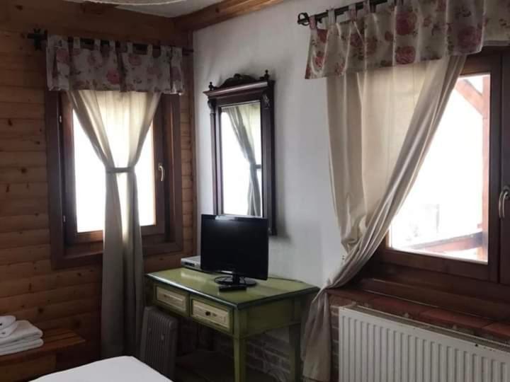 Gasthaus Maria Borlova 外观 照片