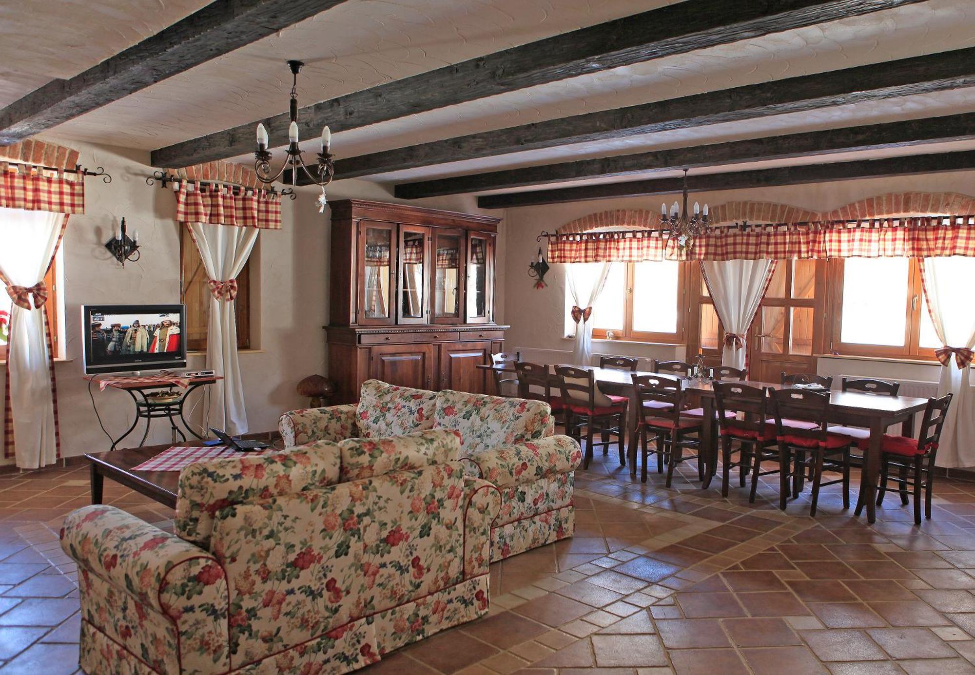 Gasthaus Maria Borlova 外观 照片
