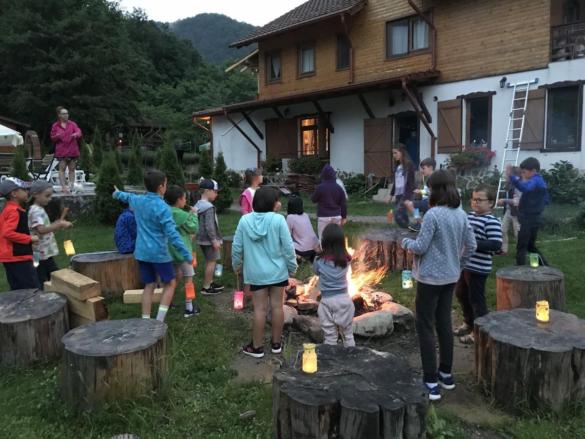 Gasthaus Maria Borlova 外观 照片